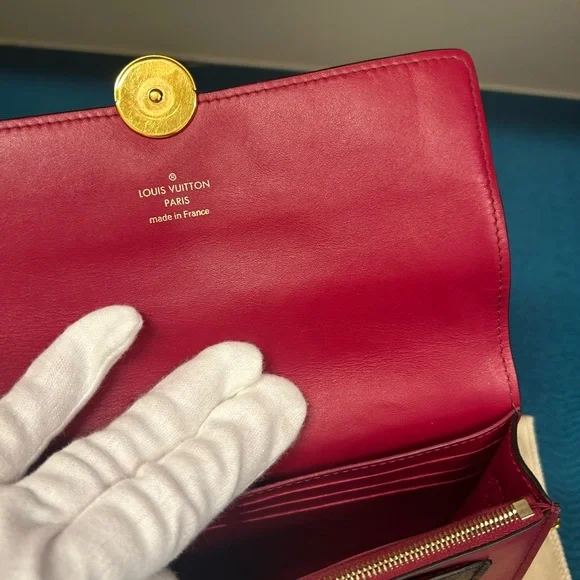 Louis Vuitton Felicie Pochette Monogram Design bag with LV chain strap - Picture 6 of 12